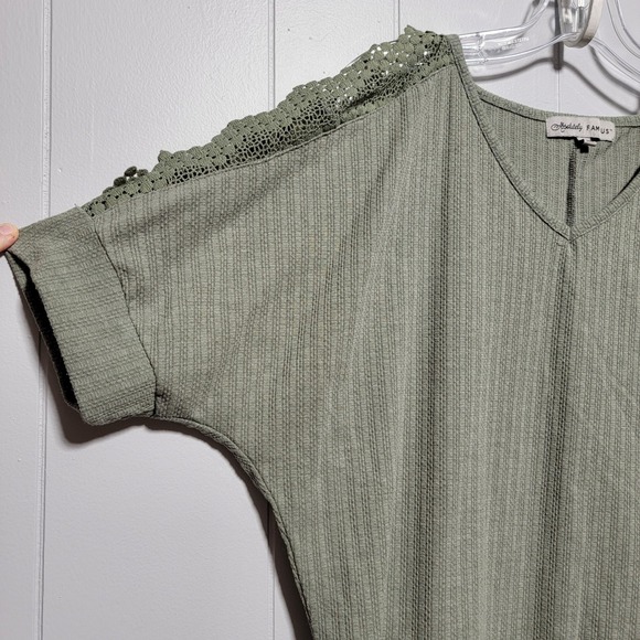 Absolutely Famous Tops - Absolutely Famous Olive Green Cold Shoulder Lace Detail Knit Top Women's Small